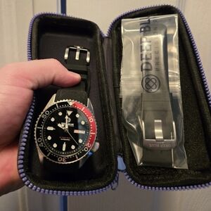 Deep Blue 40mm Automatic Dive Watch, Red And Black